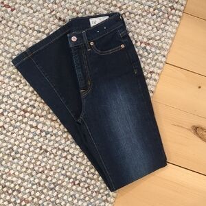 GAP Women's High Rise '70s Flare Jeans